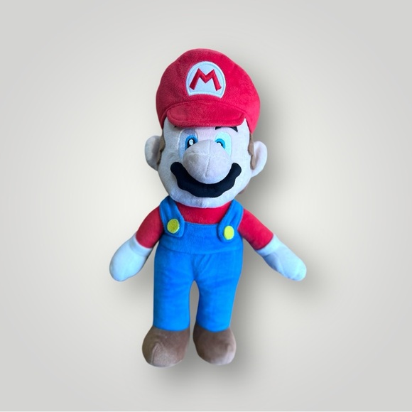 Super Mario Plush - Picture 5 of 9